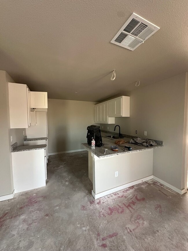 Foto del edificio - Modern Living Starts Here — Pre-Leasing at Hampton Hills!