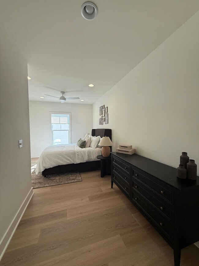 Foto del edificio - 578 Pride Ave