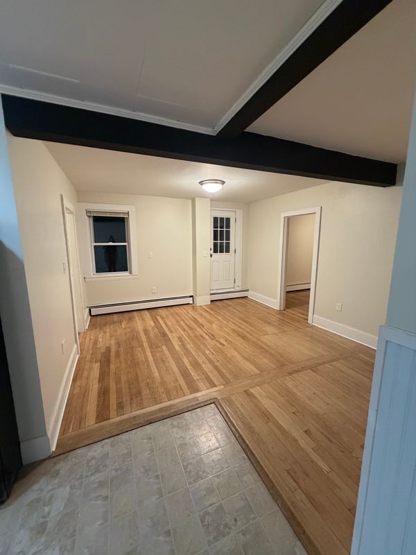 Foto del edificio - 28 1/2 Grove Street, #2