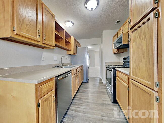Foto del edificio - 1697 Willowview Ln