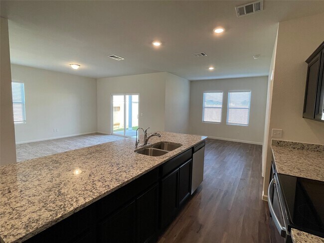 Building Photo - 10084 Pappas Dr