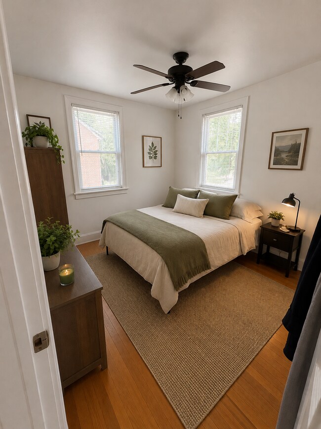 Foto del edificio - Charming 2-Bedroom Home with Flexible Bonus Room in Richmond's West End