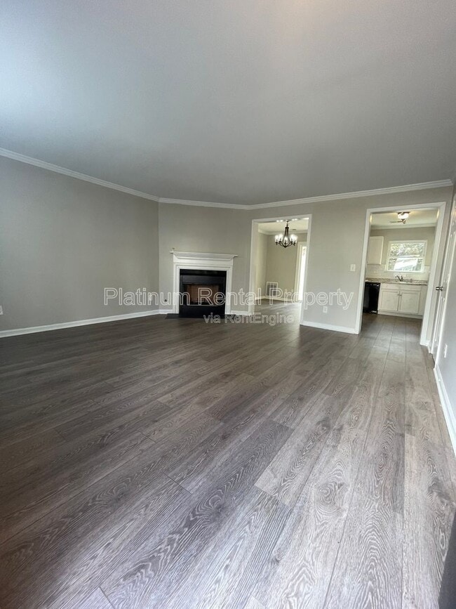 Building Photo - 3575 Kennesaw Station Dr