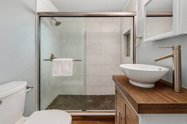 Foto del edificio - 156 W 15th St