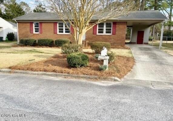 Primary Photo - 211 Nichols Dr