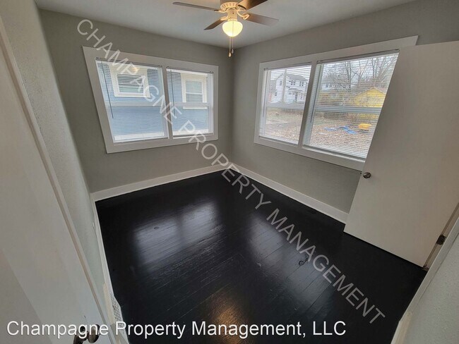 Building Photo - 2 br, 1 bath House - 1919 E 69th Terr