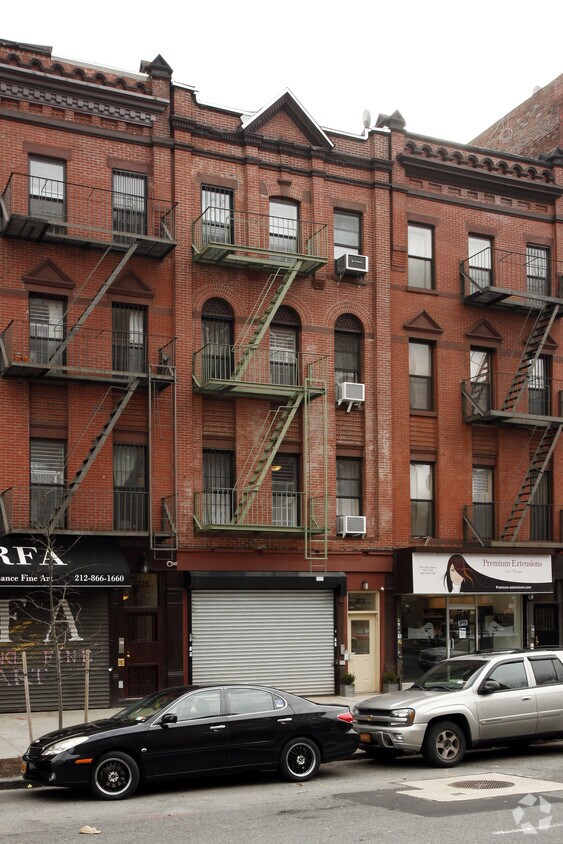 Foto del edificio - 2073 7th Ave
