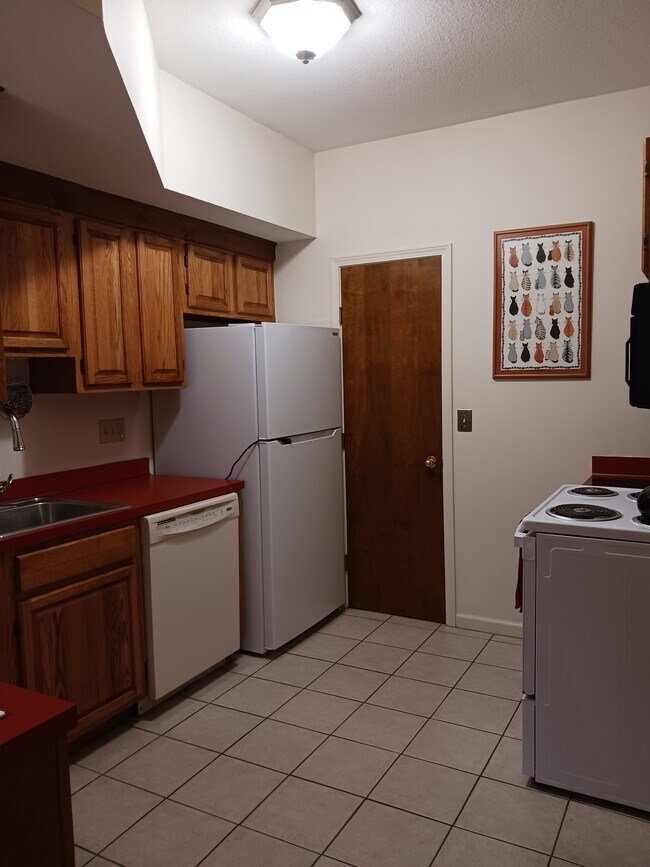 Cocina - 124 College St