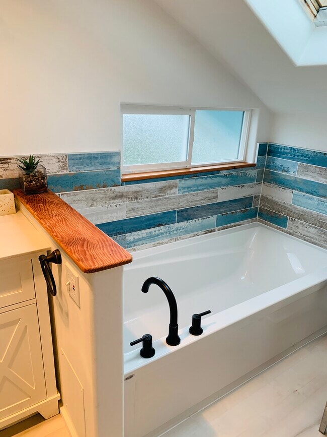 Foto del edificio - 850 Elrod Ave