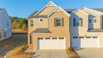 Building Photo - 1060 Sunny Lk Dr