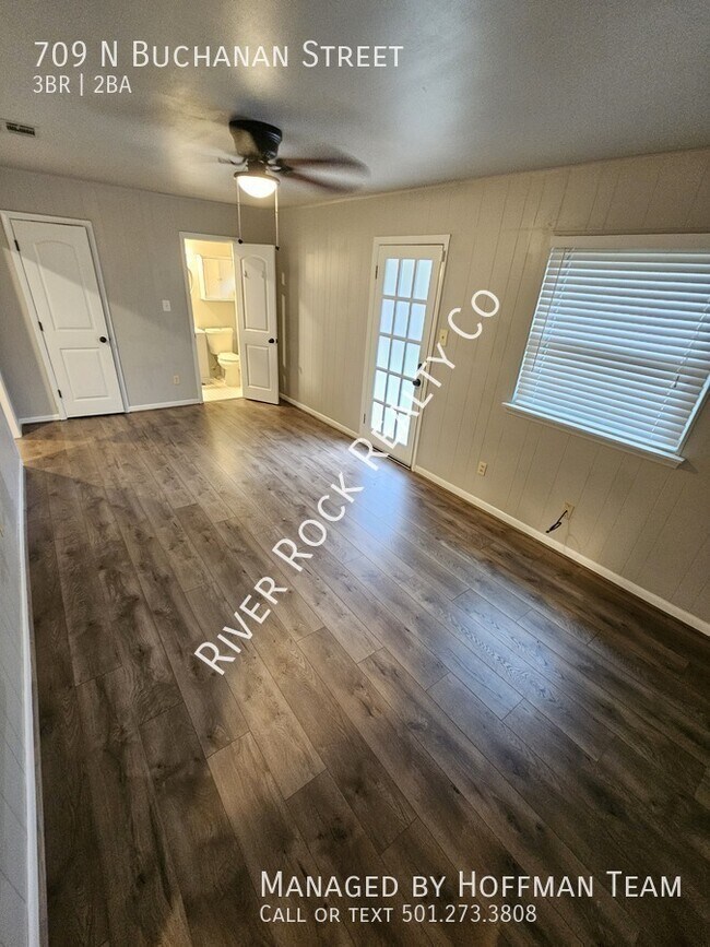 Building Photo - 709 N Buchanan St