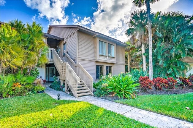 Foto del edificio - 233 NE Edgewater Dr