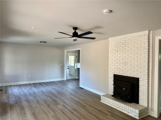 Building Photo - 2360 Gravel Springs Rd