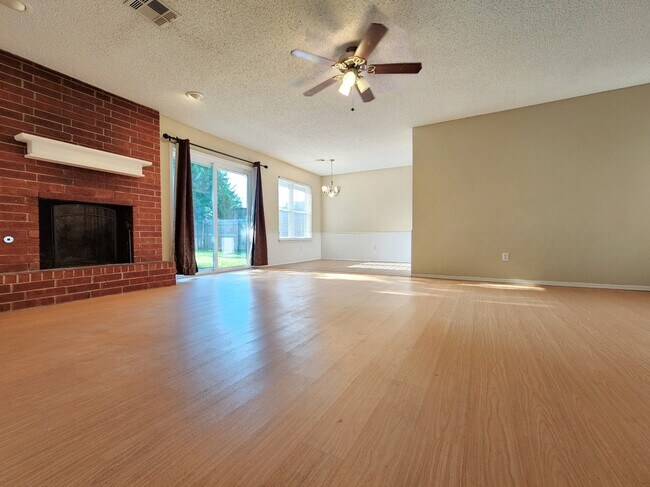 Foto del edificio - 11621 Sagamore Dr