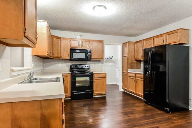 Building Photo - 1456 Galway Ct