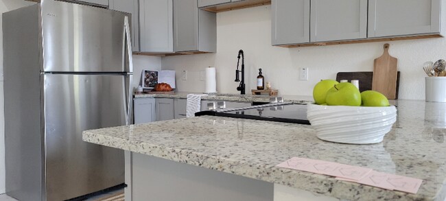 Building Photo - 2014 Montezuma St