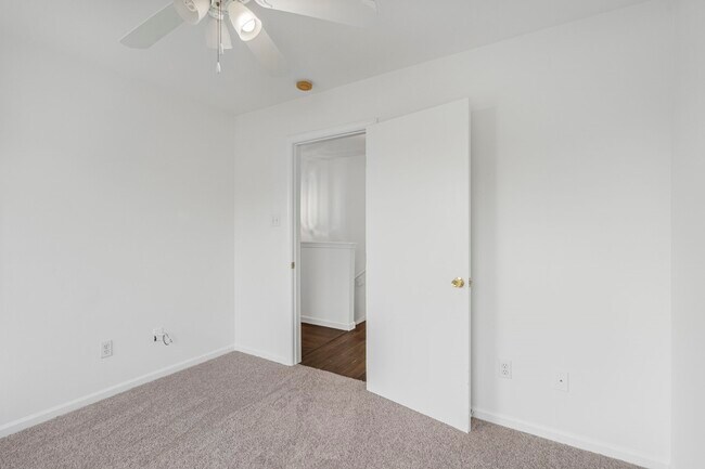 Foto del edificio - 2106 Nettleton St