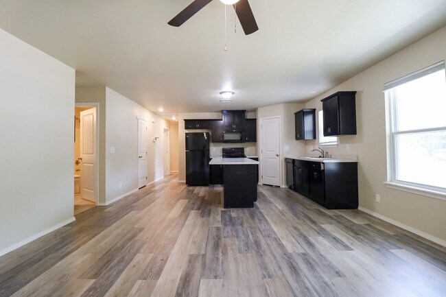 Foto del edificio - 3 Bed | 2 Bath in North Tulsa!