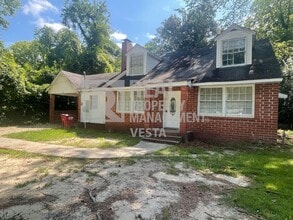 Building Photo - 1626 Selma Pl