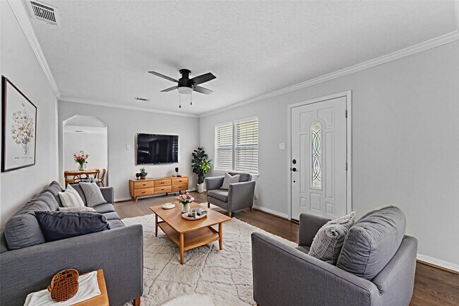 Foto del edificio - 2024 Jean St