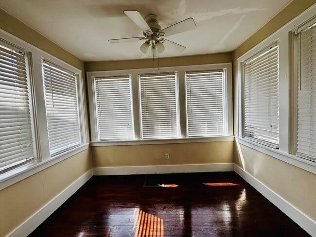 Building Photo - 1644 McFarland Rd