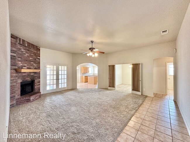 Building Photo - 3 br, 2 bath House - 3710 Barbed Wire Dr