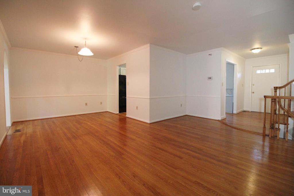 Foto principal - 7850 Godolphin Dr