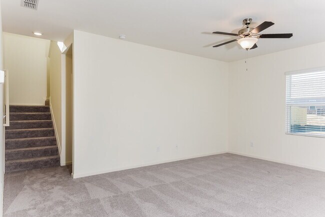 Building Photo - 412 Knightsbridge Ln