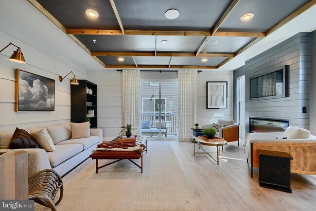 Foto del edificio - 111 Glass Ln