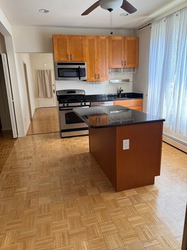 Foto del edificio - 3429 S Union Ave