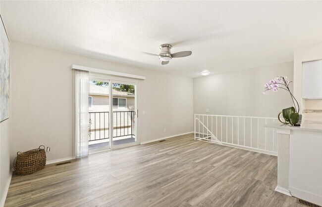Foto del edificio - 9255 E Lehigh Ave