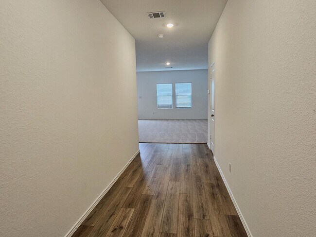 Building Photo - Welcome home to Bastrop Grove 4 Bed / 2,5 ...