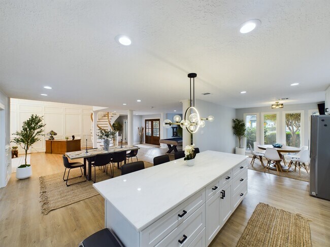 Foto del edificio - 7702 Antoine Dr