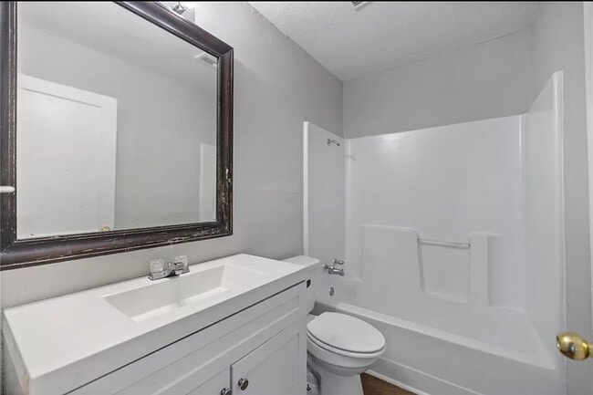 Bathroom - 114 Rosewood Dr