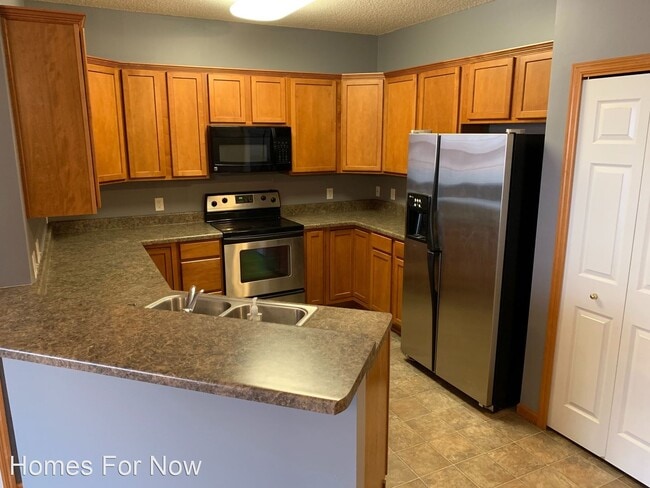 Building Photo - 3 br, 2.5 bath House - 13748 Atrium Ave