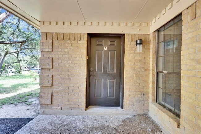 Building Photo - 8511 Fathom Cir