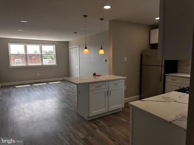 Building Photo - 1441 Vista St