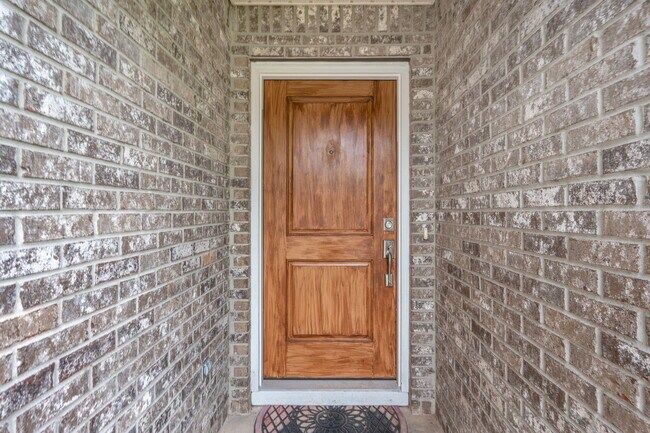 Foto del edificio - 104 Oak Terrace Dr