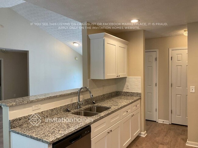 Building Photo - 5280 Gable Ridge Way