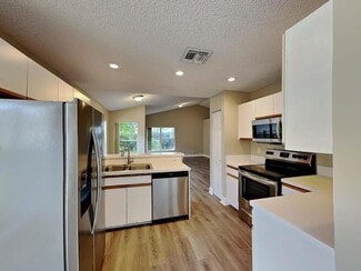 Building Photo - 9220 Arborwood Cir