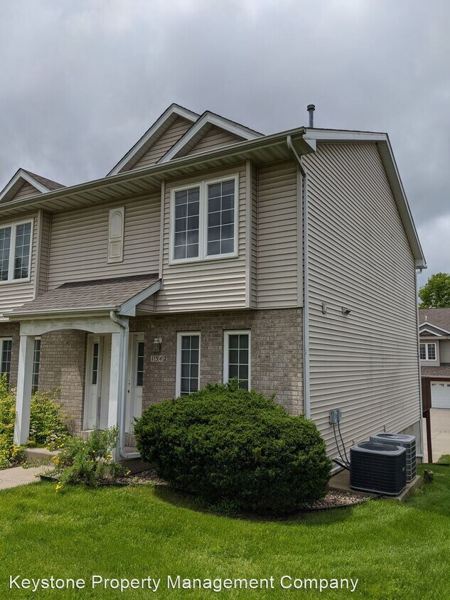 Foto principal - 2 br, 2.5 bath House - 1542 McKinley Pl