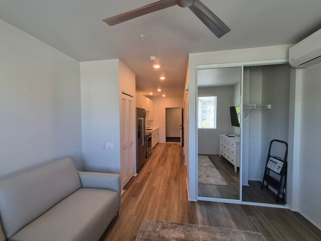 Foto del edificio - Newly Built Condo Studio, 1ba, 1pkg 354sqft. for $2300