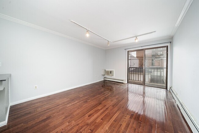 Foto del edificio - 7117 Park Ave