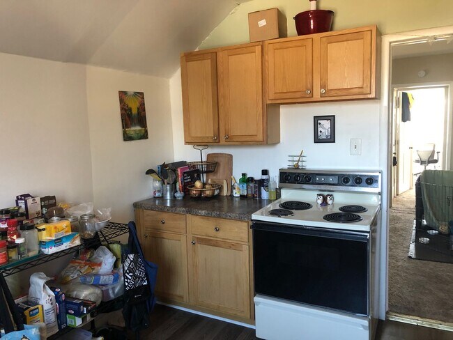 Foto del edificio - AVAILABLE JUNE - 2 BED 1 BATH