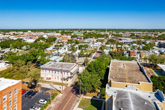 1402 N 19th St Tampa, FL - 1402 N 19th St