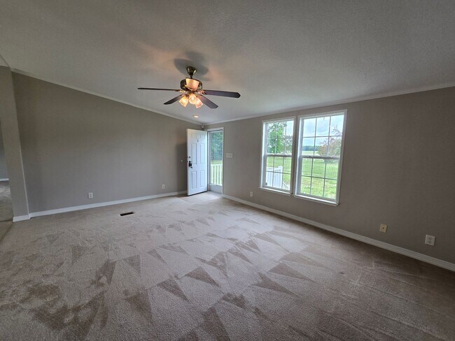 Building Photo - Available in Soon! Quiet Country Living! Spacious 4 Bed, 2 Bath In Currituck