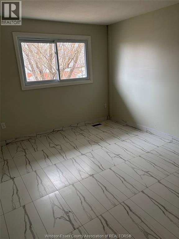 Building Photo - 3073 Coram Cres