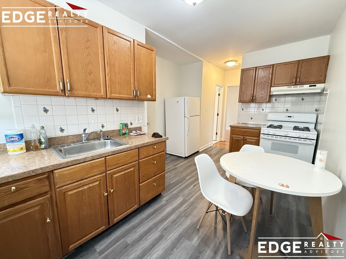 Photo - 6 Pama Gardens Unit 3