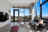 Foto principal - 730 N Milwaukee Ave
