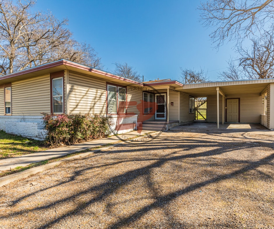 817 Lawrence Dr, Waco, TX 76710 House Rental in Waco, TX